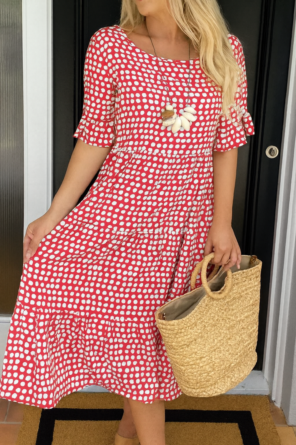 Zora | Figurfreundliches Sommerkleid mit femininer Silhouette