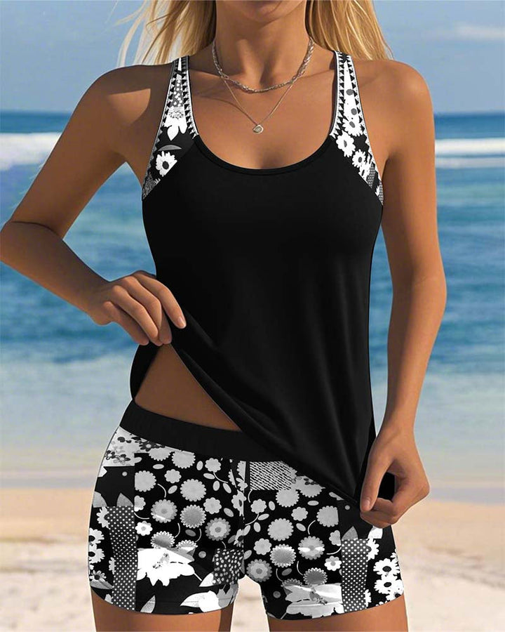 Sabrina | Zweiteiliger Badeanzug mit bequemem Sitz und blumigem Strandstil