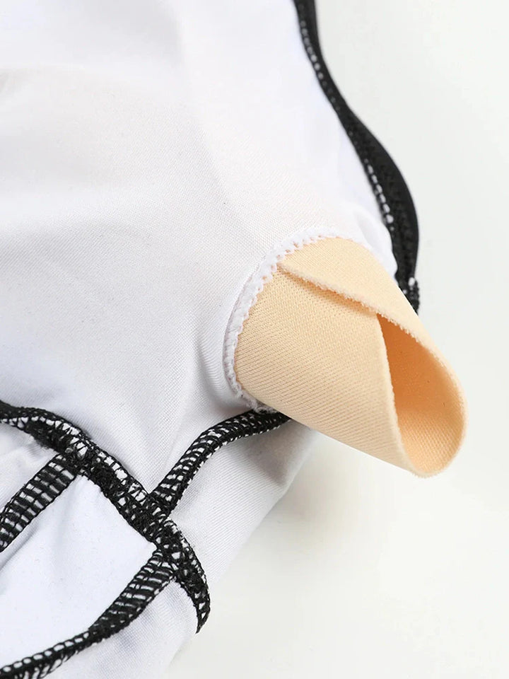 Lena | Einteiliger Badeanzug in Colorblock mit Bauchformung und Kreuzträger