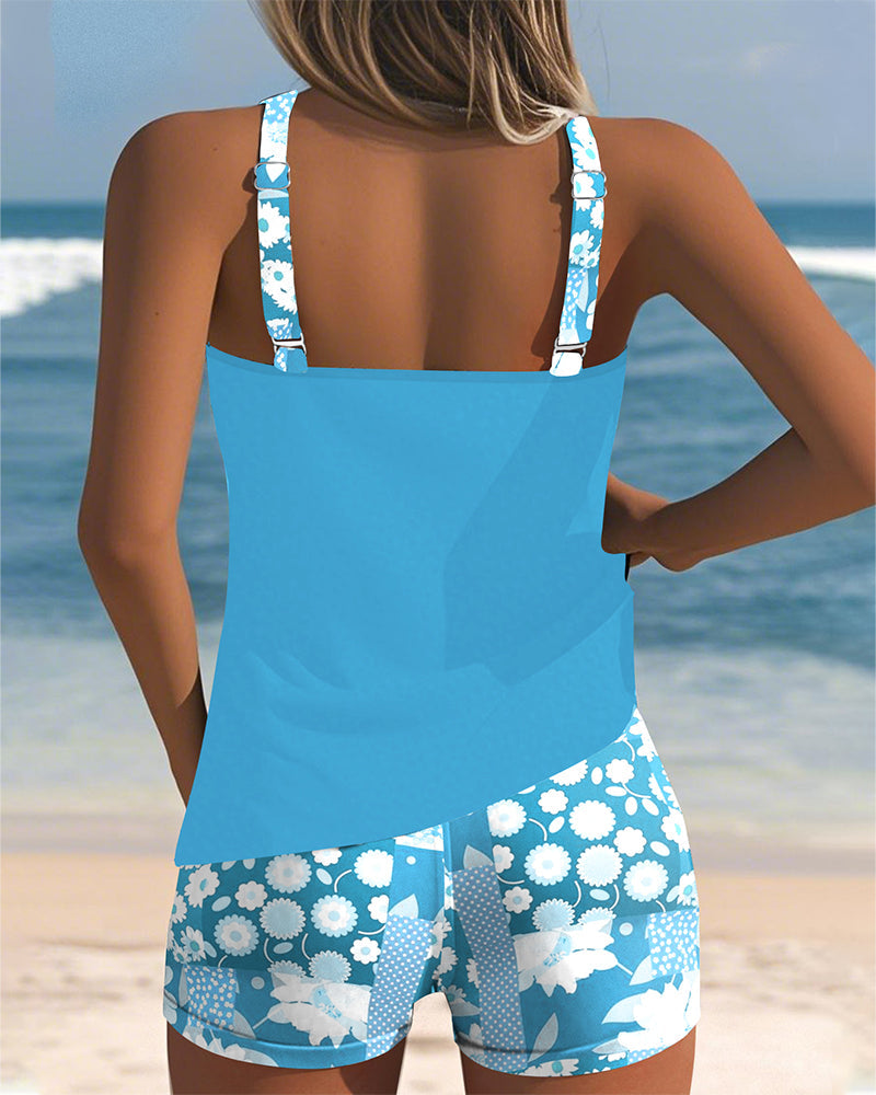 Sabrina | Zweiteiliger Badeanzug mit bequemem Sitz und blumigem Strandstil