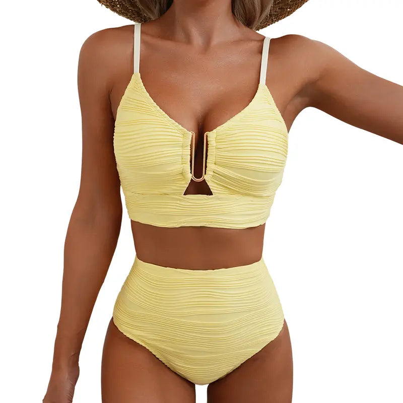 LIVIA | Der Bikini, der dich endlich loslässt