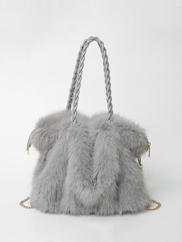 CHARLOTTE | Elegante Schultertasche aus weichem Plüsch