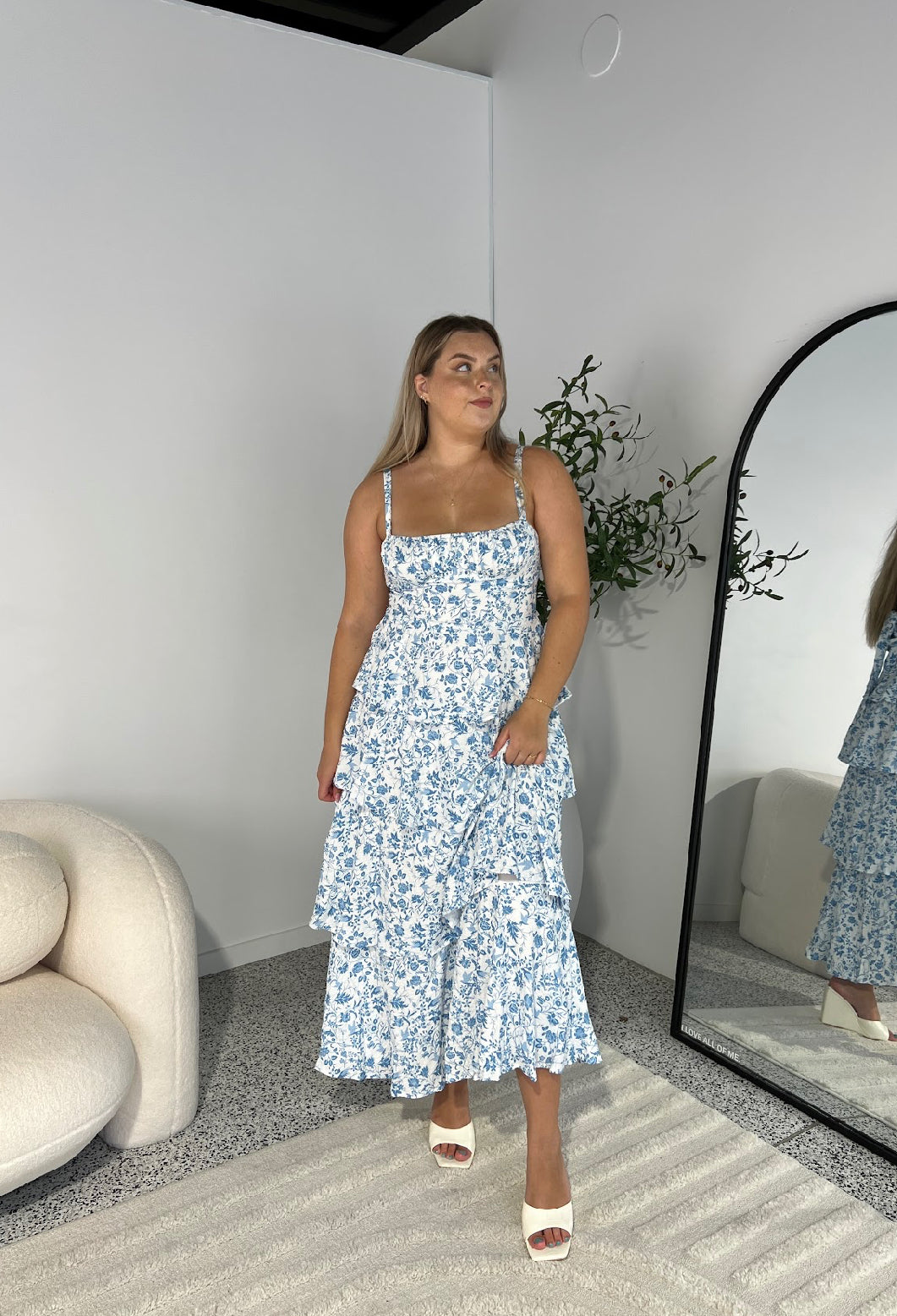 MATILDA | MAXIKLEID MIT RÜSCHEN