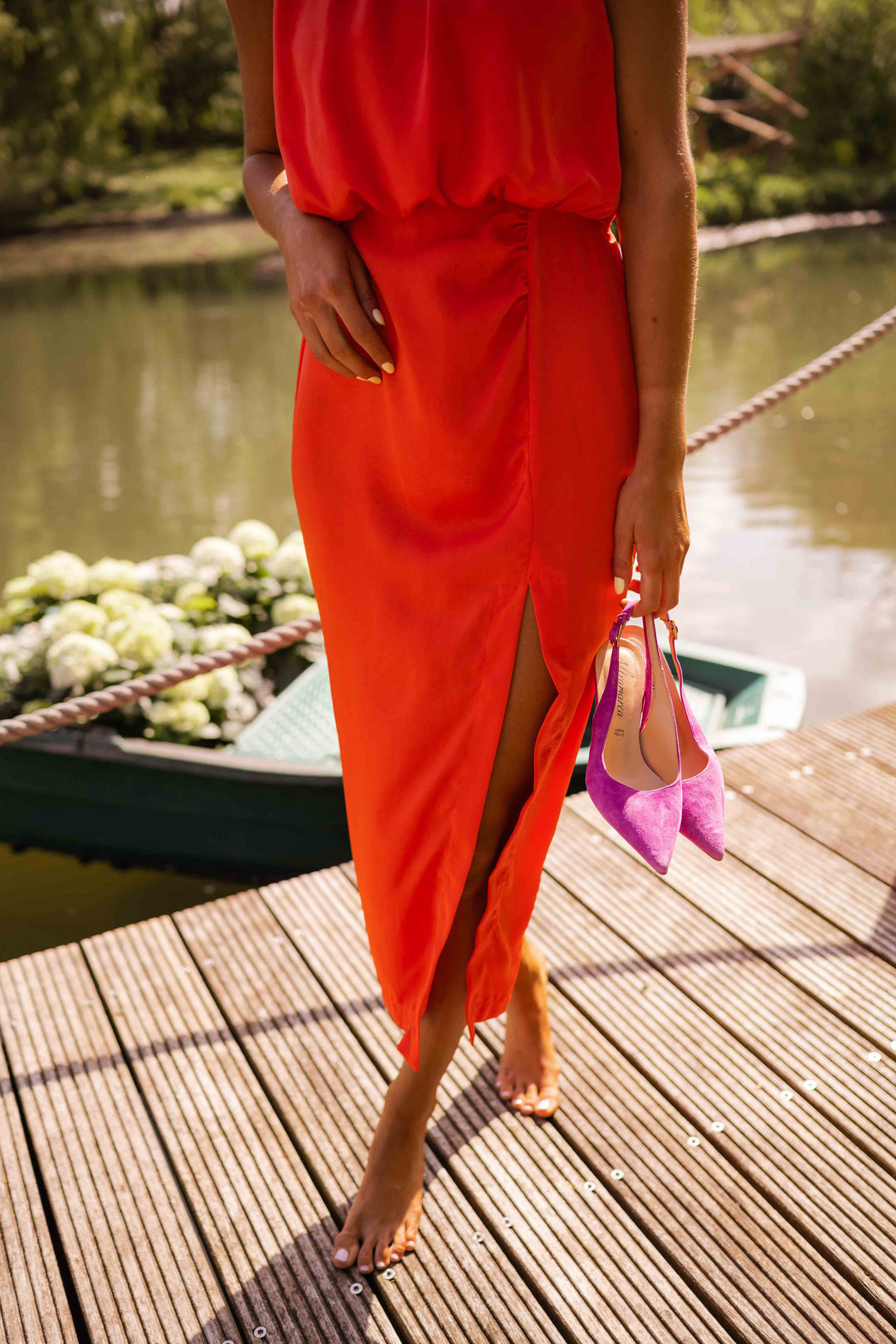 LEONIE | Elegantes Midikleid für stilvolle Sommerauftritte