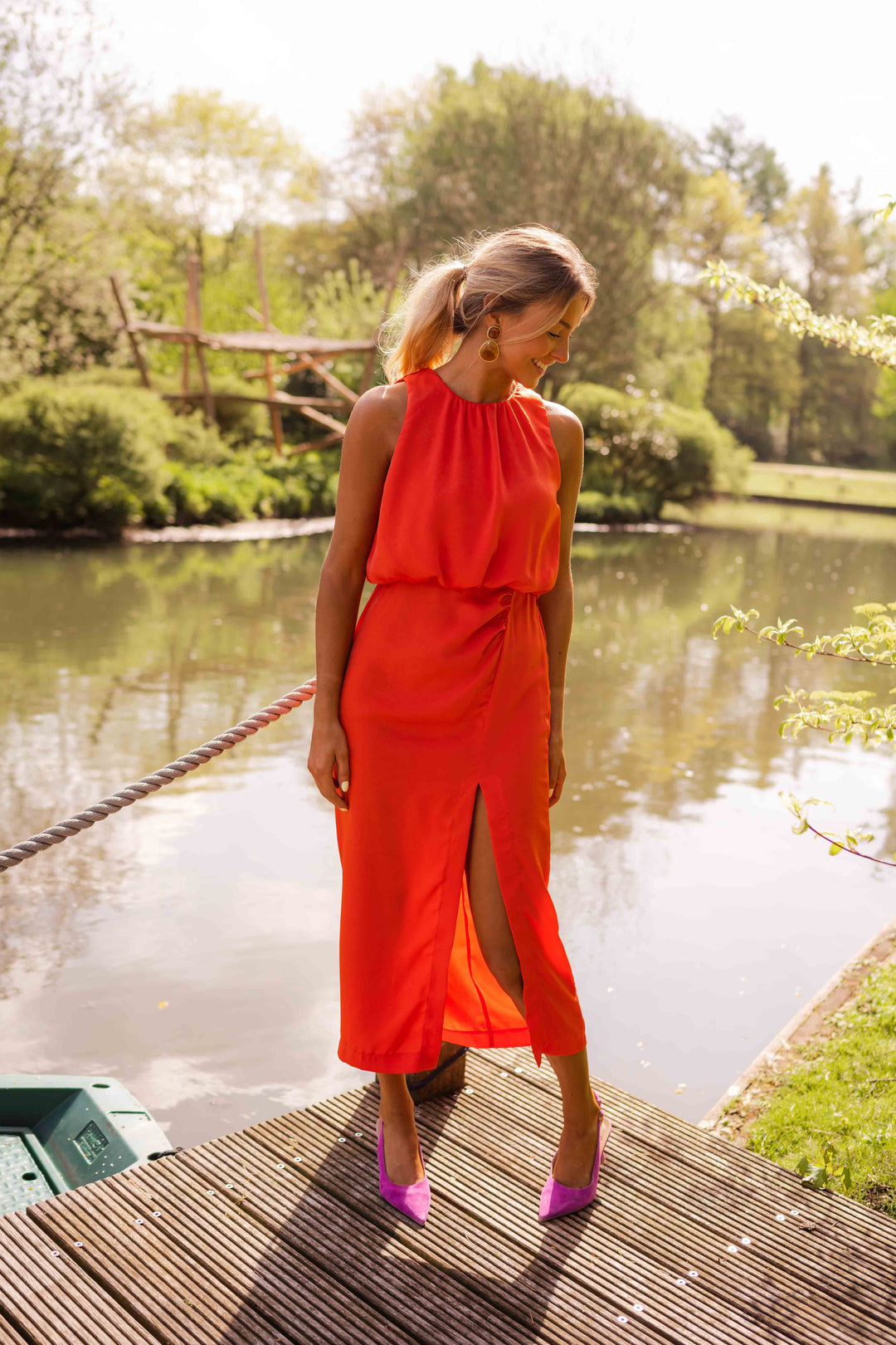 LEONIE | Elegantes Midikleid für stilvolle Sommerauftritte