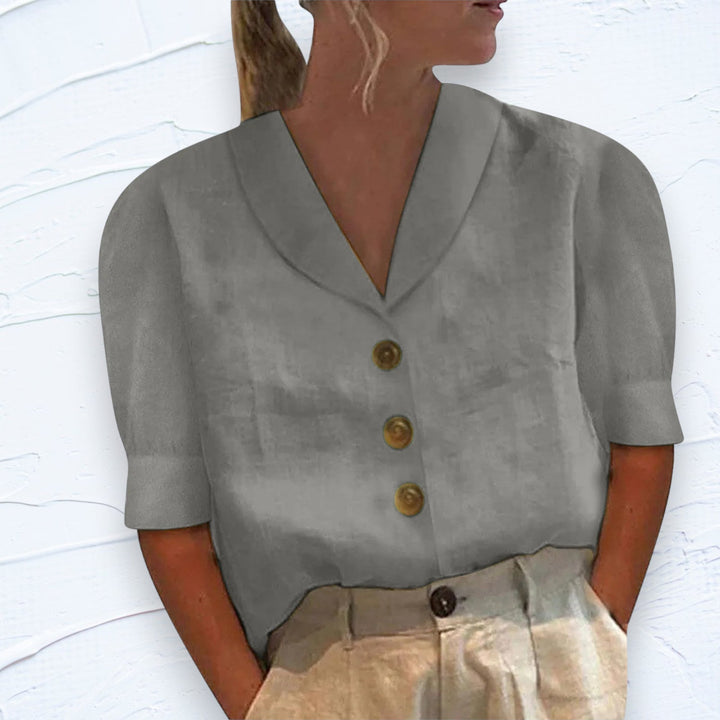 Yvonne | Retro-Chic – Bluse mit Knopfleiste und geknotetem Vorderteil