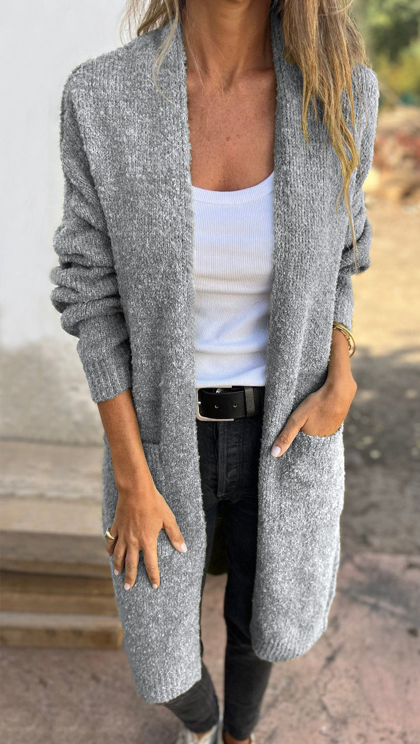 Gestrickter | übergroßer und lässiger Damenpulli mit Taschen